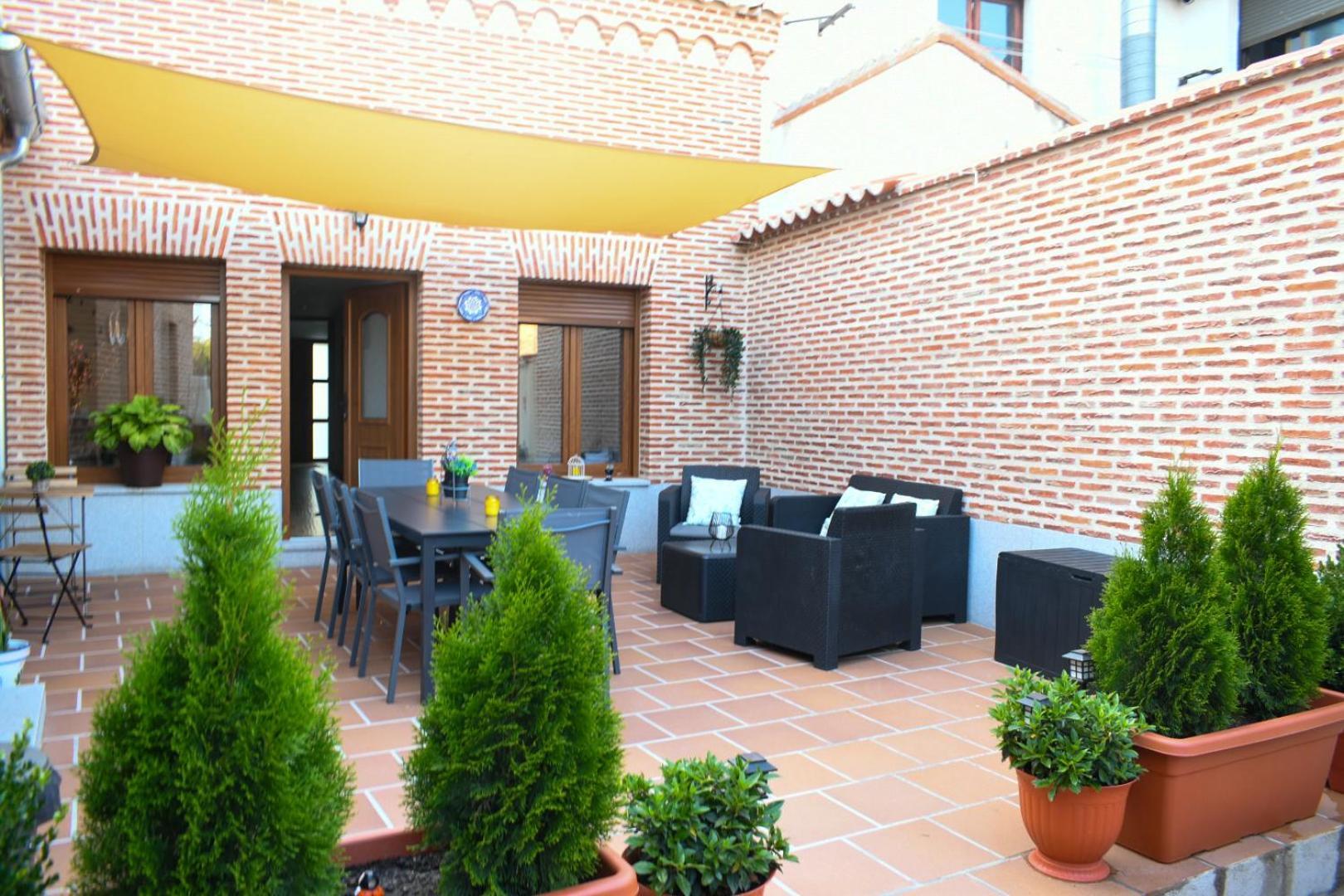 Casa Rural La Real Herreria Мадригал де лас Атлас Торес Екстериор снимка
