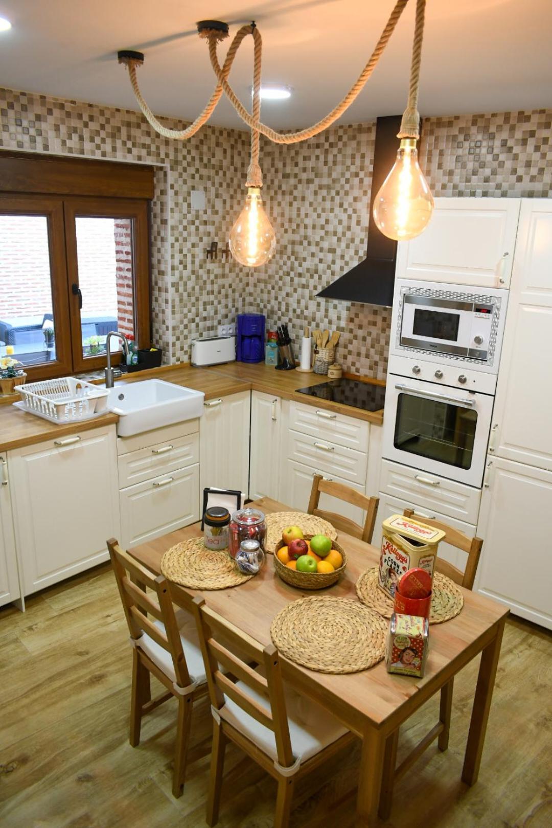 Casa Rural La Real Herreria Мадригал де лас Атлас Торес Екстериор снимка