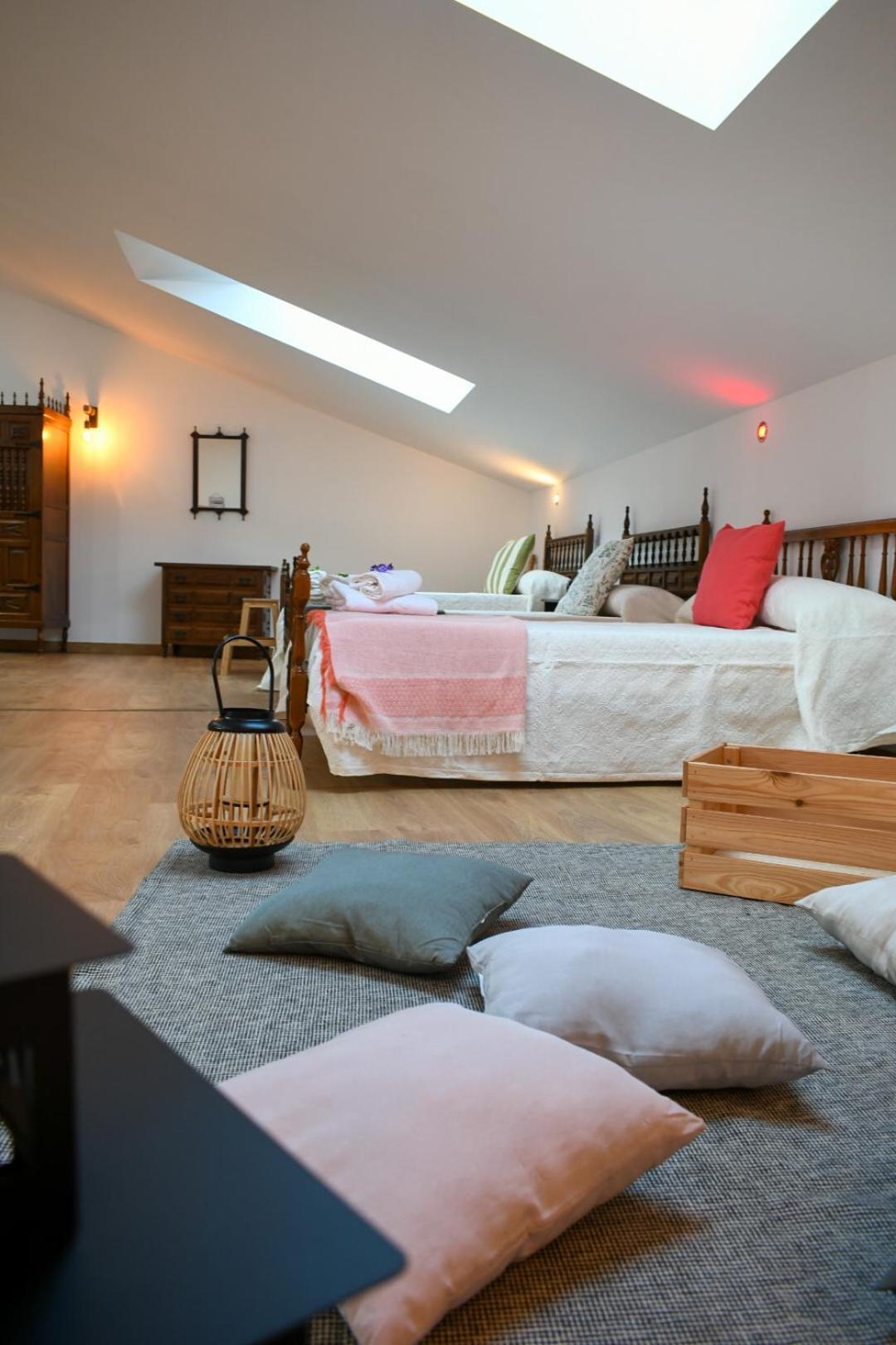 Casa Rural La Real Herreria Мадригал де лас Атлас Торес Екстериор снимка