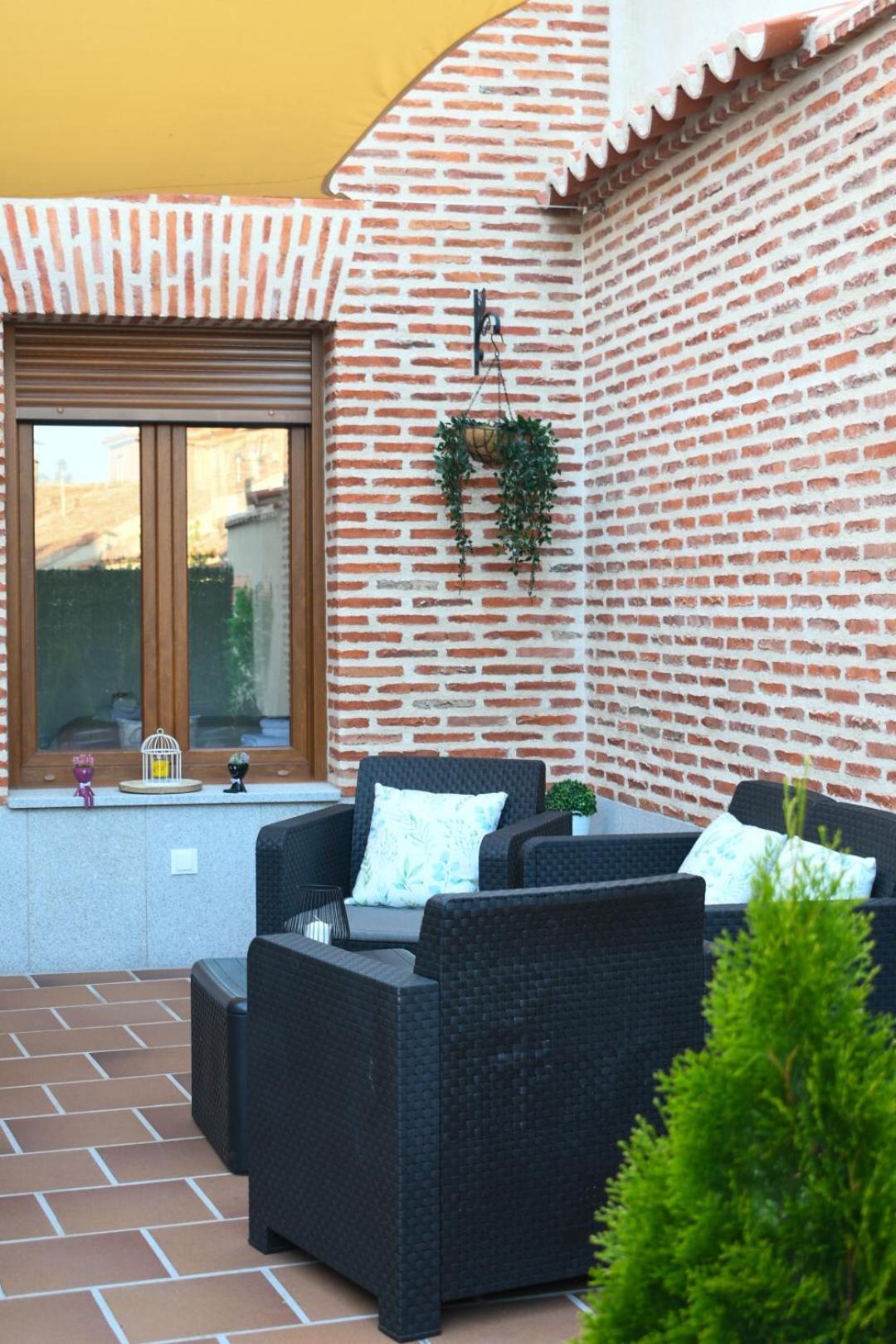 Casa Rural La Real Herreria Мадригал де лас Атлас Торес Екстериор снимка