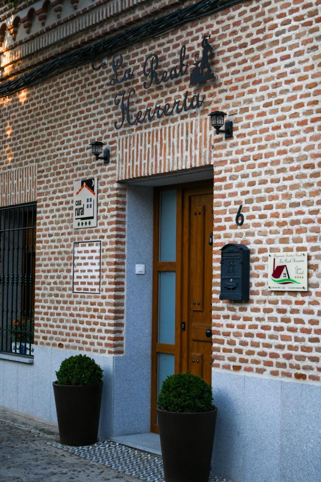 Casa Rural La Real Herreria Мадригал де лас Атлас Торес Екстериор снимка